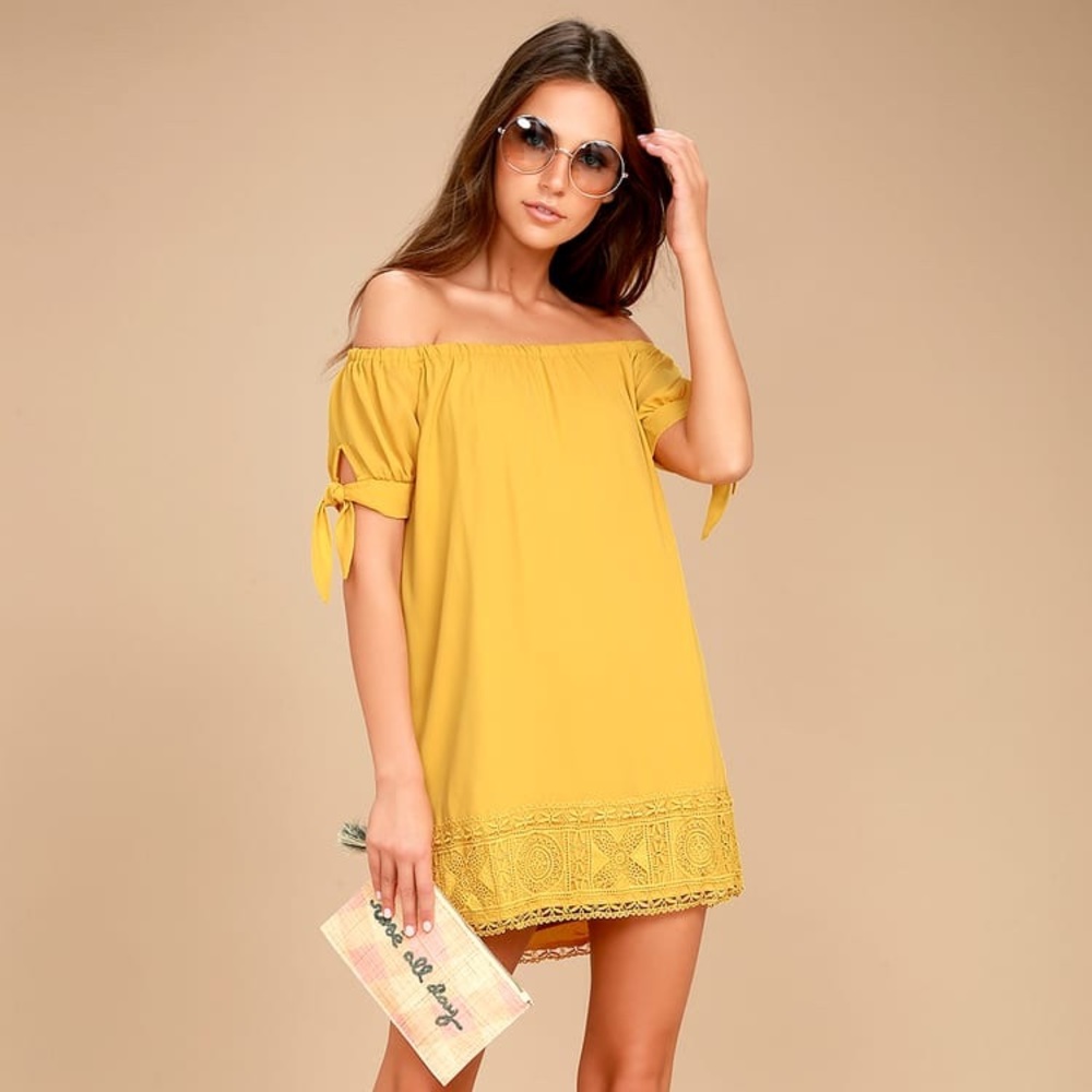 Lulus Yellow Embroidered Mini Dress Size Small